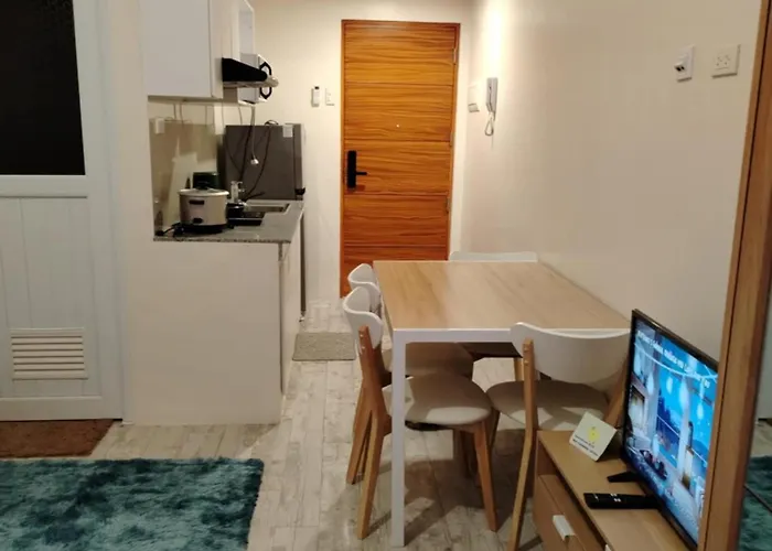 Thyme Residences Unit T302 Near Anjo World 호스텔
